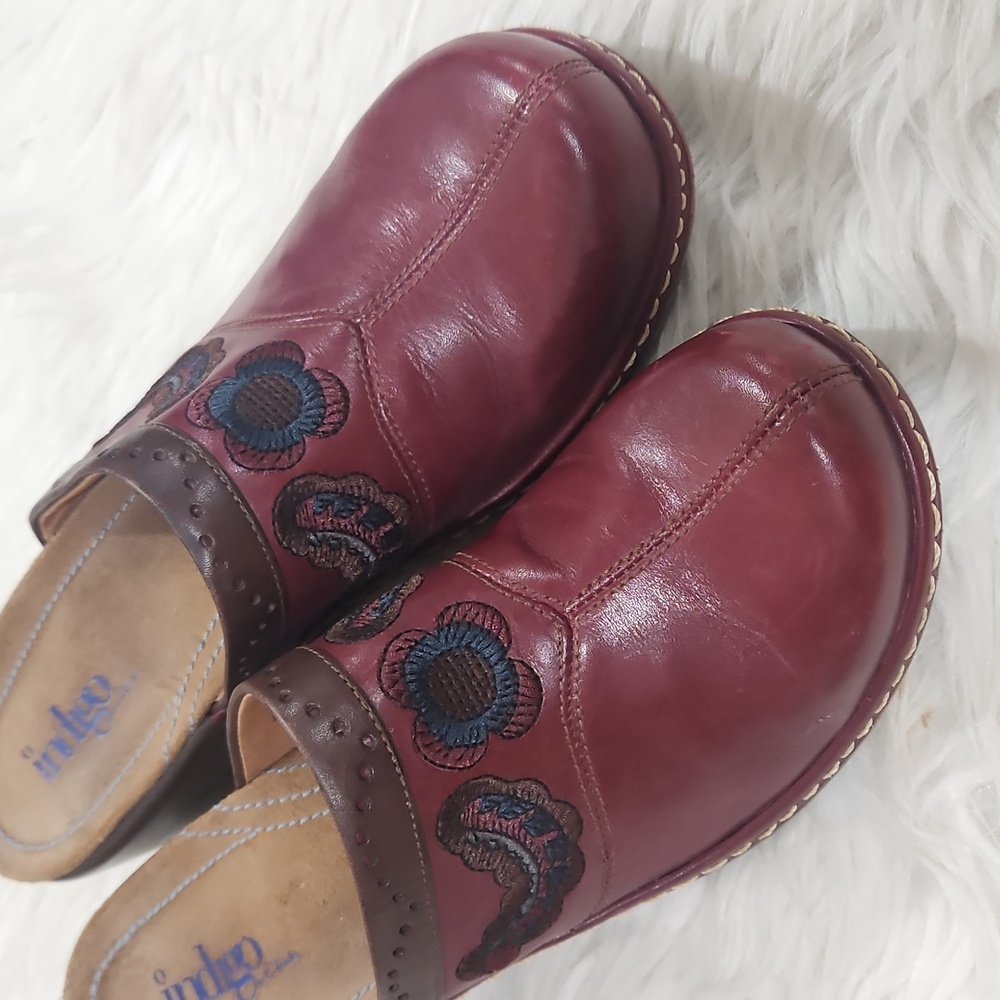 Stylish Women's Leather Clogs - Burgundy by Indigo Clarks Size 9 - Picture 7 of 9